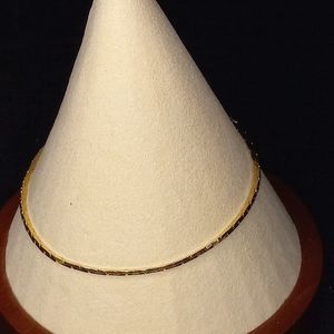 Vintage American Showcase Korea Gold Tone‎ Bracelet